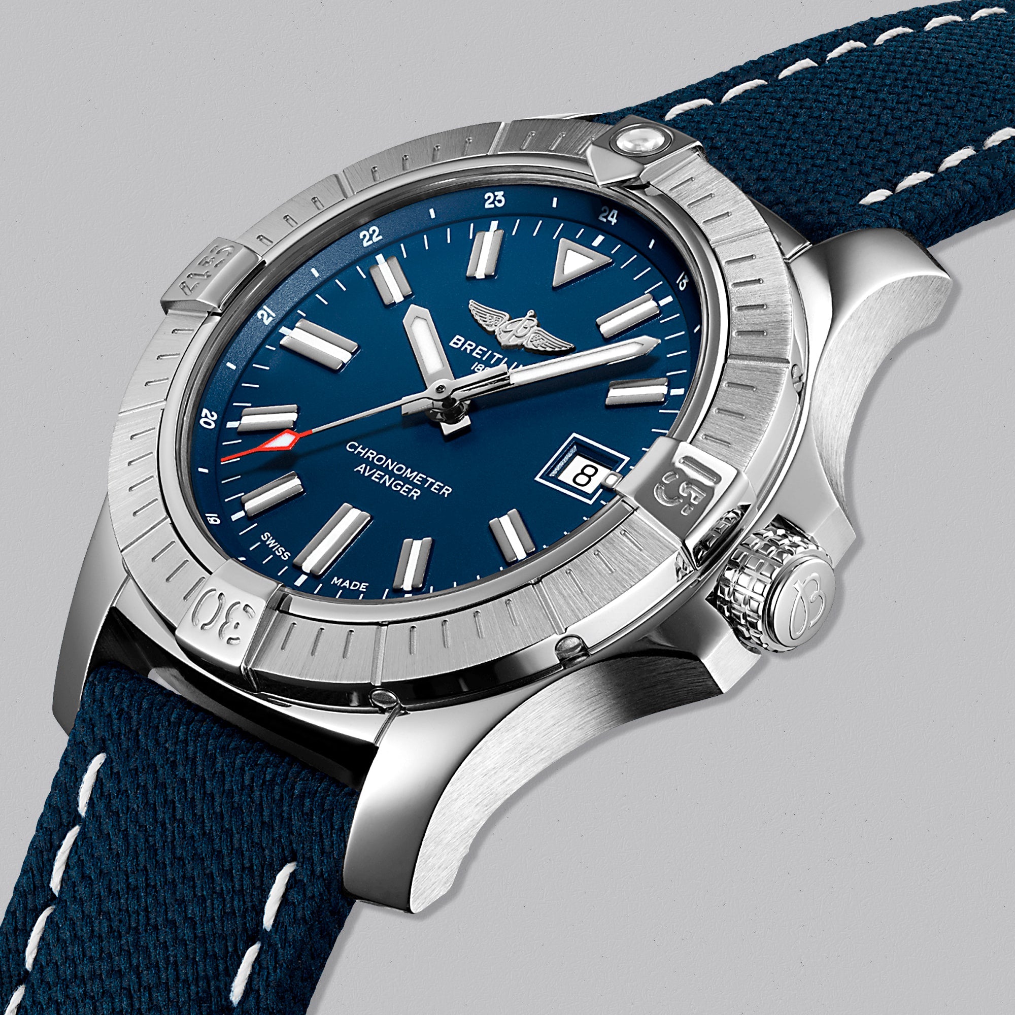 AVENGER AUTOMATIC 43 BLUE DIAL - Swiss Gallery Iraq BREITLING